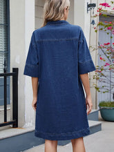 Load image into Gallery viewer, Elegant Loose-Fit V-Neck Midi Dress