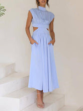 Lataa kuva Galleria-katseluun, Cutout Waist Pocketed Vacation Midi Dress