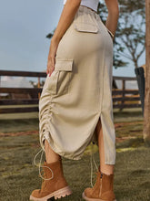 Indlæs billede til gallerivisning Drawstring Elastic Waist Cargo Midi Skirt