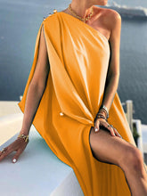 Carregar imagem no visualizador da galeria, Fashionable Solid Color Loose One Shoulder Maxi Dress