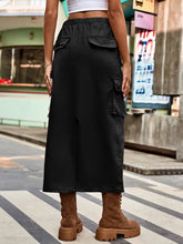 Načíst obrázek do prohlížeče Galerie, Drawstring Denim Cargo Midi Skirt