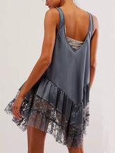 Laden Sie das Bild in den Galerie-Viewer, Sleeveless Lace Panel Mini Dress