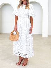 Carregar imagem no visualizador da galeria, Puff Sleeve Lace Midi Dress