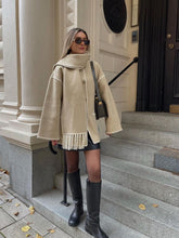 Carregar imagem no visualizador da galeria, Draped Fringed Blend Jacket With Scarf