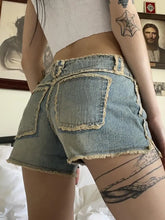 Load image into Gallery viewer, Frayed Denim Shorts Women