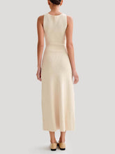 Load image into Gallery viewer, Elegant Crew Neck Buttoned Sleeveless Knit Midi Dress