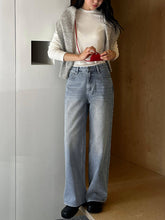 Laden Sie das Bild in den Galerie-Viewer, High Waist Wide Leg Jeans