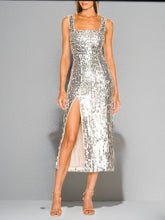 Carica l&#39;immagine nel visualizzatore di Gallery, Sequin Midi Dress