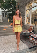 Görseli Galeri görüntüleyiciye yükleyin, Luminous Allure Mirror Skirt Set