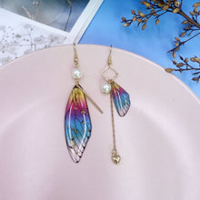 Carregar imagem no visualizador da galeria, Butterfly Wing Rainbow Gold Foil Cicada Wing Tassel Earrings