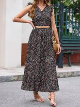 Load image into Gallery viewer, Printed Tie Back Cropped Top and Maxi Skirt Set