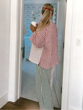 Görseli Galeri görüntüleyiciye yükleyin, Holiday Tri-Stripe Pajama Set