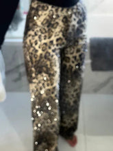 Načíst obrázek do prohlížeče Galerie, Leopard Diamant¨¦ Flared Jeans
