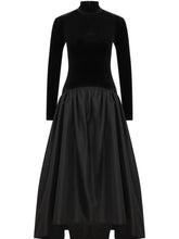 Load image into Gallery viewer, Florienne Long Sleeve Maxi Dress