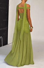Carica l&#39;immagine nel visualizzatore di Gallery, V-shoulder Maxi Dress - Olive