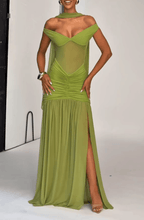 Carica l&#39;immagine nel visualizzatore di Gallery, V-shoulder Maxi Dress - Olive