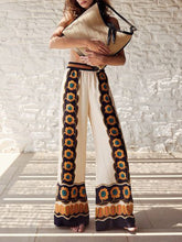 Laden Sie das Bild in den Galerie-Viewer, Satin Exquisite Flower Print Loose Wide-Leg Pants