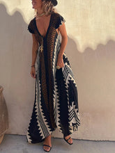 Indlæs billede til gallerivisning Shannon Bohemian Aztec Print Maxi Dress