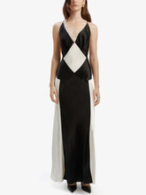 Load image into Gallery viewer, Black Ivory Contrast Maxi Dress