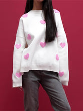 Carregar imagem no visualizador da galeria, Heart Knit Sweatshirt