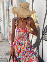 Carregar imagem no visualizador da galeria, Unique Beach Vacation Printed Halter Hem Dresses