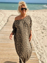 Load image into Gallery viewer, Camel Leopard Oversize Long Sleeve Dress