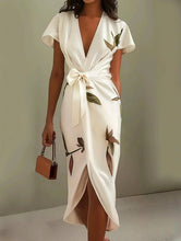 Lataa kuva Galleria-katseluun, White Leaf Short Sleeve Satin Wrap Sheath Midi Dress