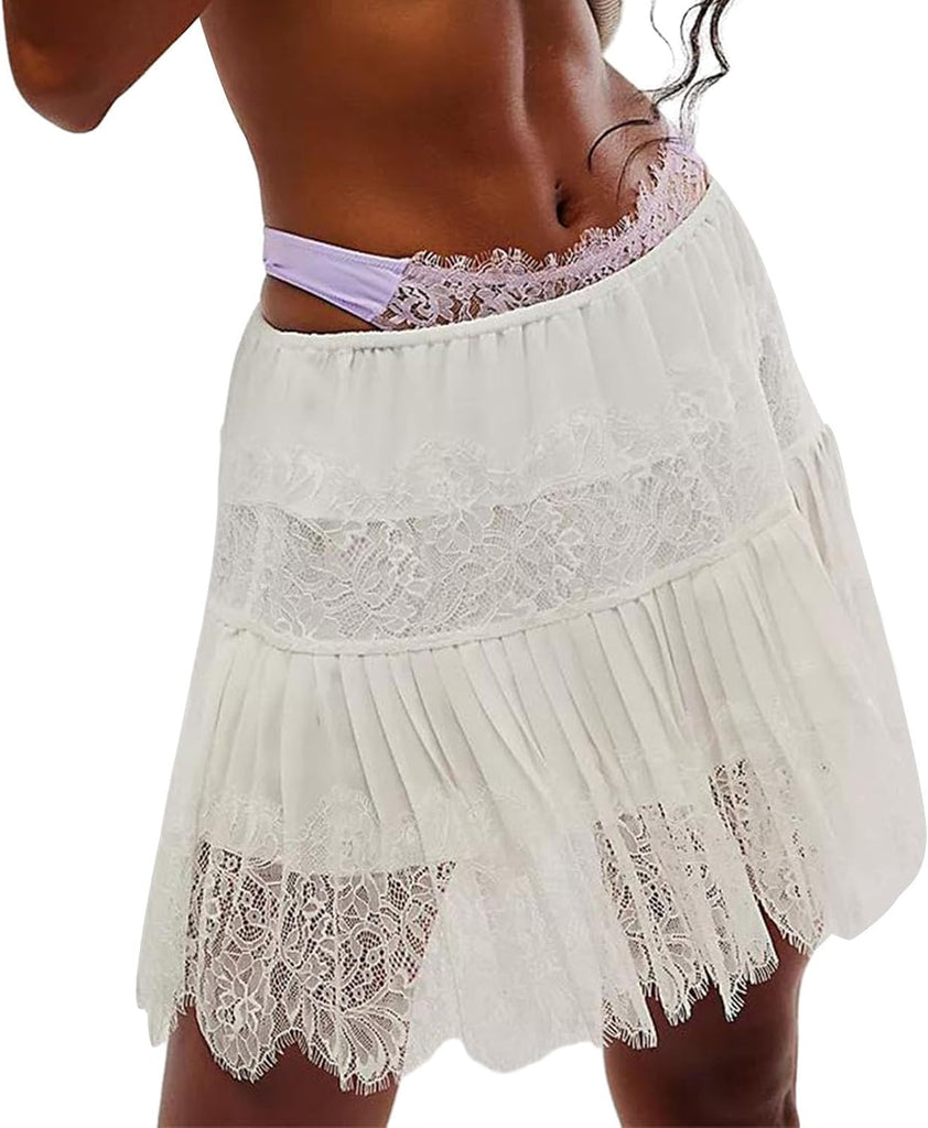 Lace pleated fashionable mini skirt