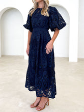 Carregar imagem no visualizador da galeria, Puff Sleeve Lace Midi Dress