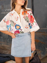 Load image into Gallery viewer, Carla Floral Print Short-Sleeved Shirt
