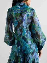 Carregar imagem no visualizador da galeria, Exquisite Abstract Floral Print Long-Sleeved Shirt