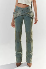 Carica l&#39;immagine nel visualizzatore di Gallery, Assassin Slim Leg Jeans