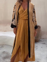 Carregar imagem no visualizador da galeria, Retro Geometric Ethnic Print Open Front Slit Duster Kimono