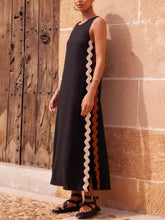 Görseli Galeri görüntüleyiciye yükleyin, Side Wave Stripes Embellished Side Slit Loose Dress