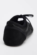 Load image into Gallery viewer, Ballet Flats With Laces