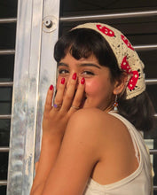 Görseli Galeri görüntüleyiciye yükleyin, Hand Crochet Mushroom Bandana