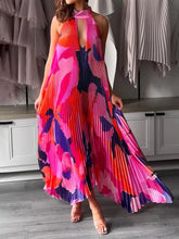 Laden Sie das Bild in den Galerie-Viewer, Stylish Pleated Halterneck Strappy Backless Midi Dress