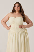 Load image into Gallery viewer, Zori Strapless Maxi Dress