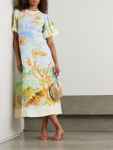 Load image into Gallery viewer, Gathered Printed Linen-Gauze Midi Dress
