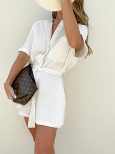 Carica l&#39;immagine nel visualizzatore di Gallery, Textured Cargo Belted Linen Romper