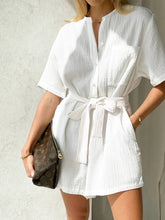 Carica l&#39;immagine nel visualizzatore di Gallery, Textured Cargo Belted Linen Romper