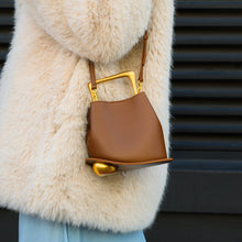 Load image into Gallery viewer, Vienna Handbag