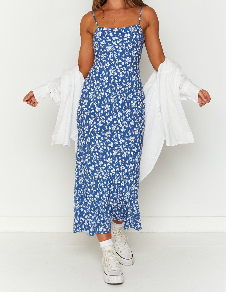 Robe mi-longue fleurie bleue Delphine