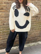 Görseli Galeri görüntüleyiciye yükleyin, Happy Sunday Feel Good Knit Jumpers