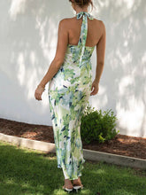 Indlæs billede til gallerivisning Floral Print Halter Backless Flowy Vacation Maxi Dresses