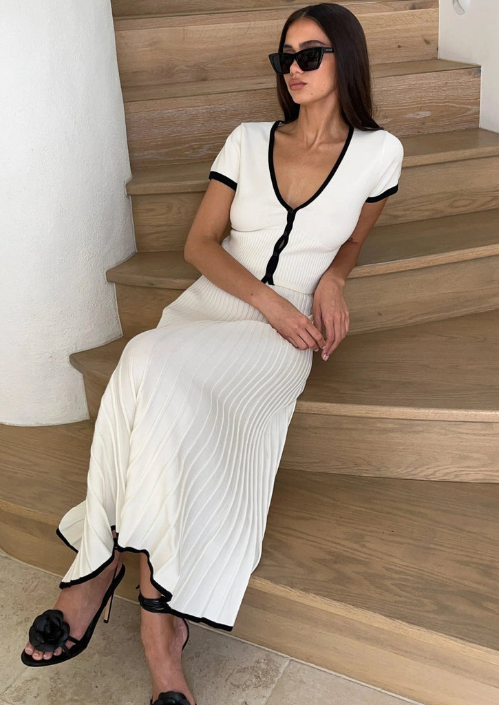 aikergood Soleil Knitted Top and Midi Skirt Set