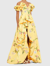 Carica l&#39;immagine nel visualizzatore di Gallery, Off-the-shoulder Printed Hem Slit Party Maxi Dress