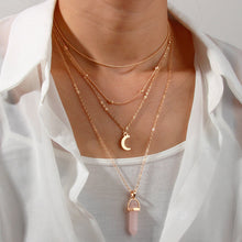 Carregar imagem no visualizador da galeria, Crystal Quartz Healing Pendant Necklace