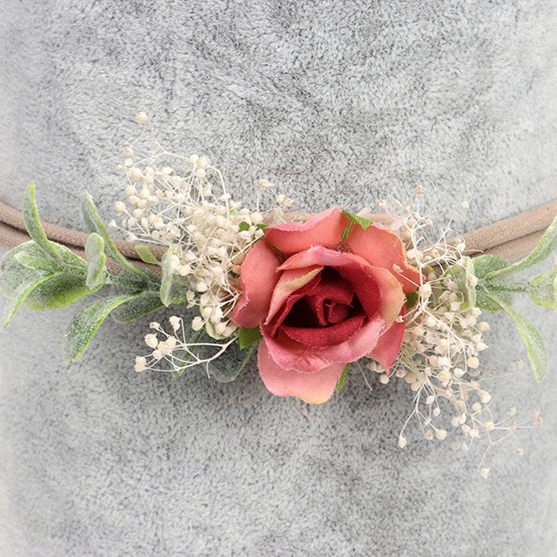 Jolie couronne de fleurs pour bébé