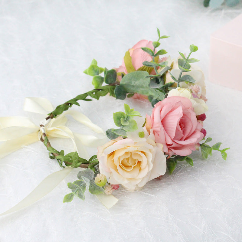 Couronne de fleurs de roses roses Diana